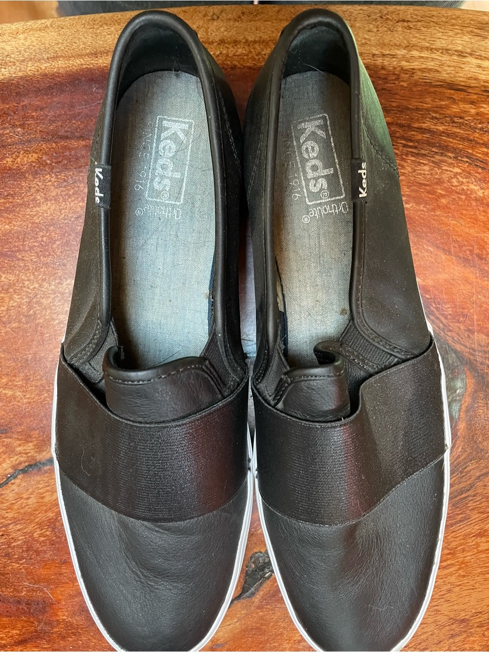 Keds Black Women 9.5M Sneakers Slip-On NWOB